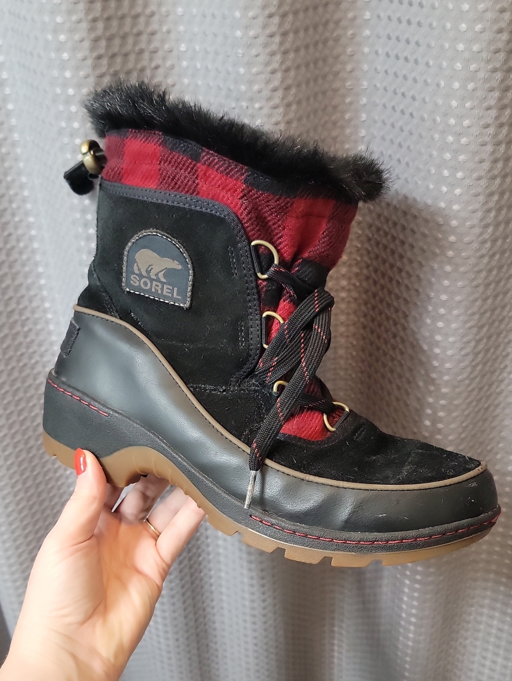 Sorel Tivoli Buffalo Plaid Winter Snow Boots Size 9.5